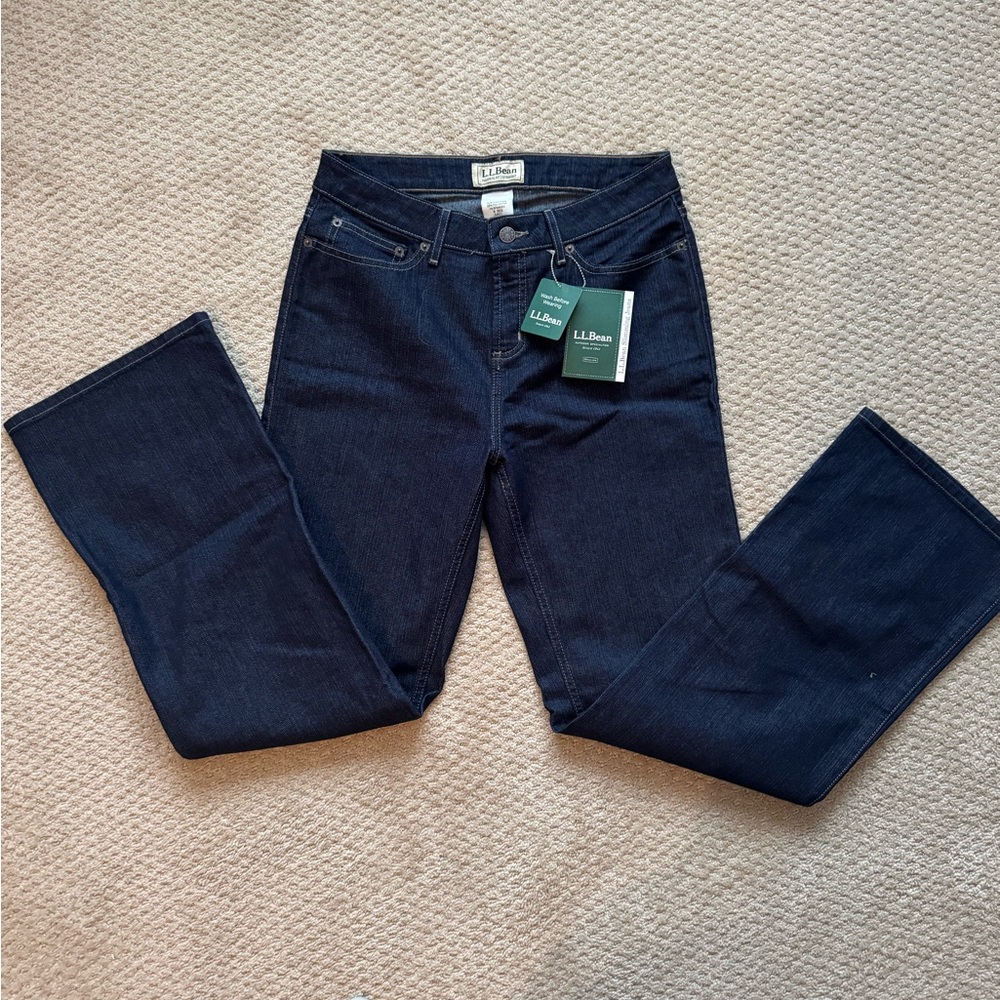L.L. Bean Indigo Denim slimming jeans Pants 8 NWT
